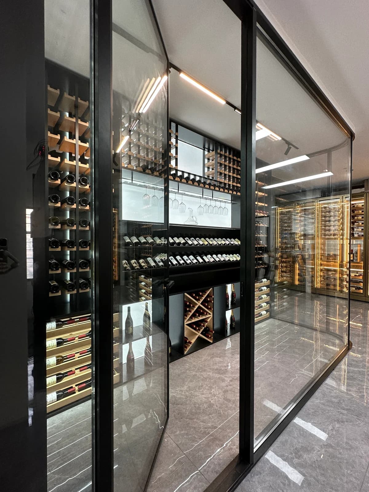 Zhongshan L-Shaped Walk-In Cellar gallery 3